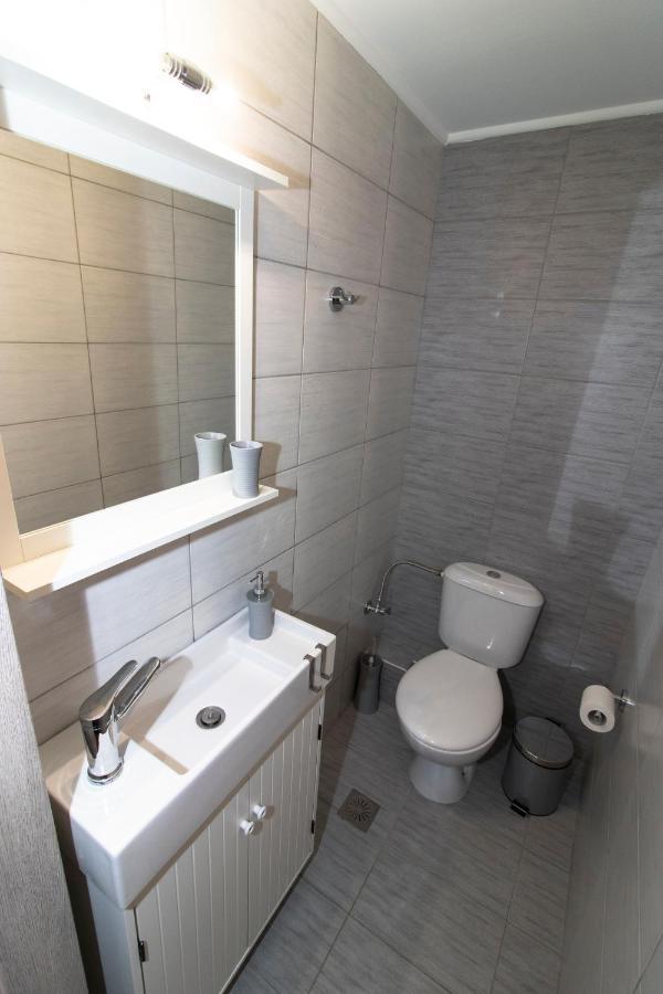 Large, Sunny, Modern Apartment Fully Renovated, Next To Agia Sofia Tesalónica Exterior foto