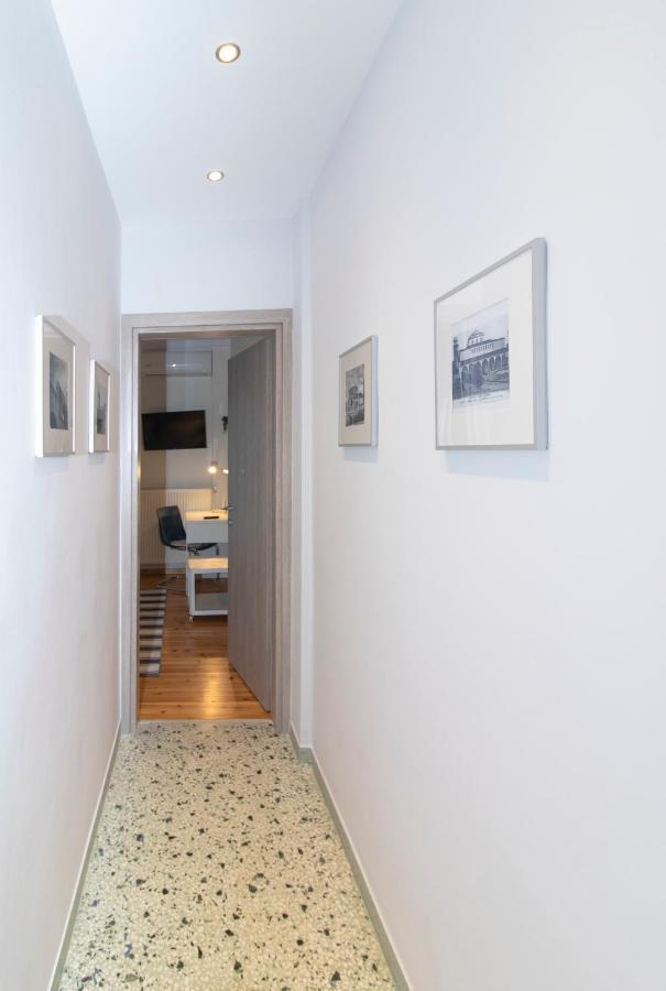 Large, Sunny, Modern Apartment Fully Renovated, Next To Agia Sofia Tesalónica Exterior foto