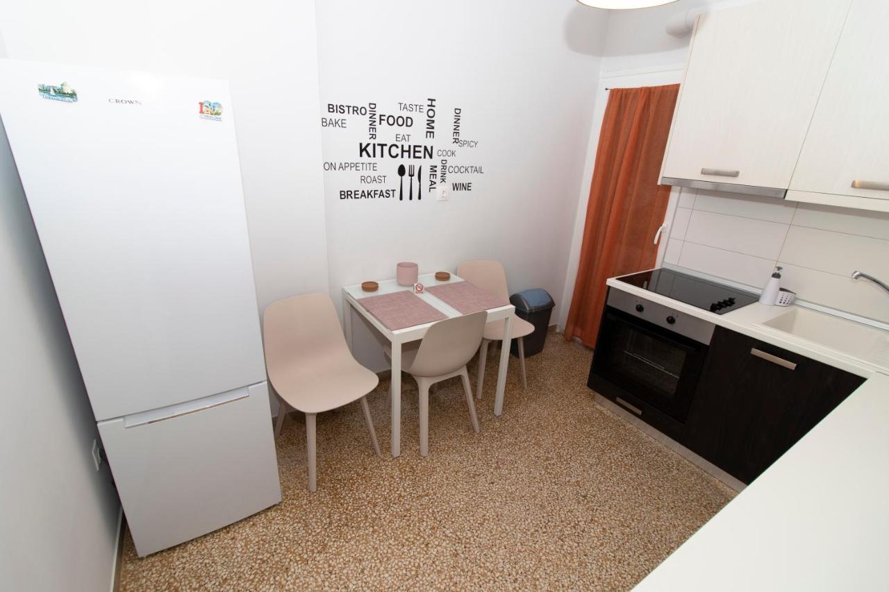 Large, Sunny, Modern Apartment Fully Renovated, Next To Agia Sofia Tesalónica Exterior foto